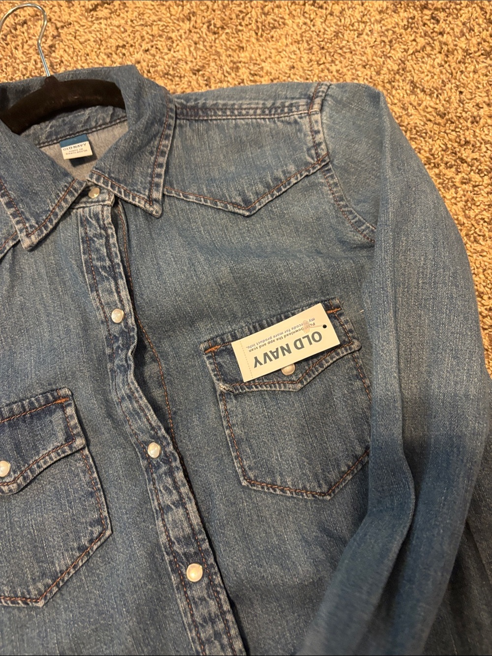 NWT Old Navy Button Snap 90's Mom Chambray Shirt - Picture 9 of 9